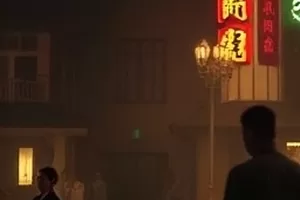 首尔凌晨三点电影封面：便利店霓虹灯下的空旷街口